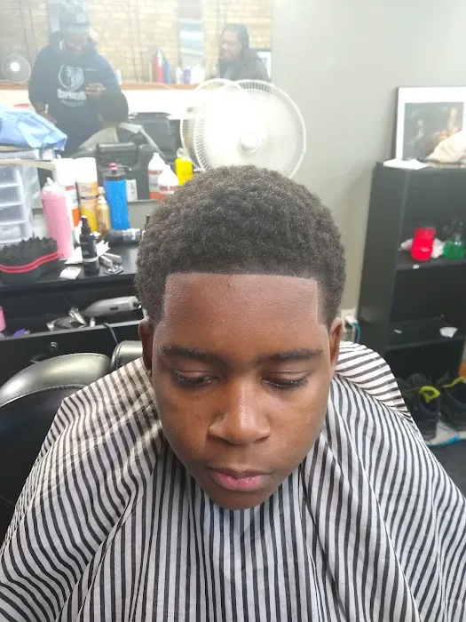 Afro Cutz Unisex Salon Picture 5