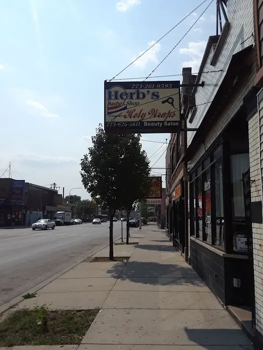 Herb's Barber Shop Picture 10