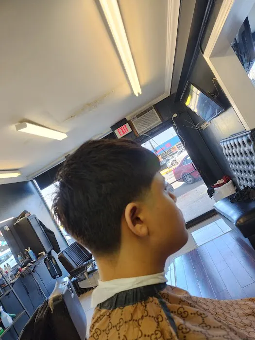 Chicago Clippers Barbershop Picture 3