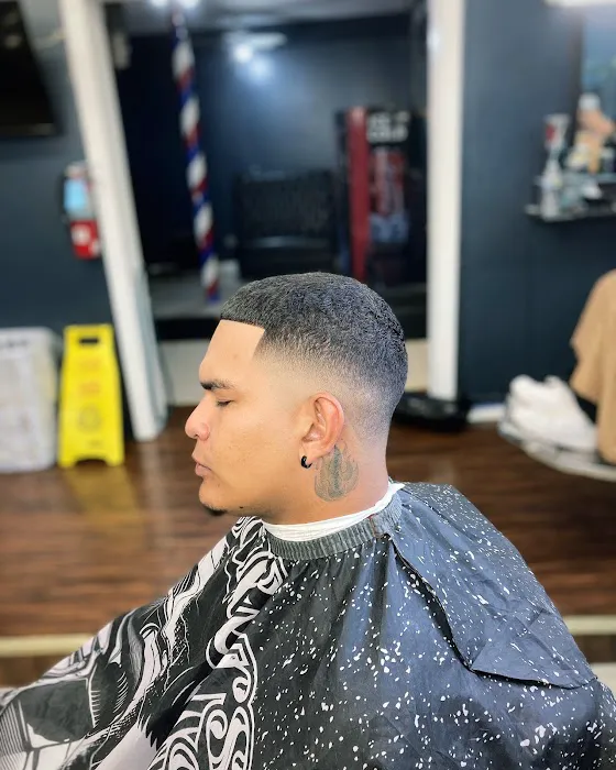 Chicago Clippers Barbershop Picture 8