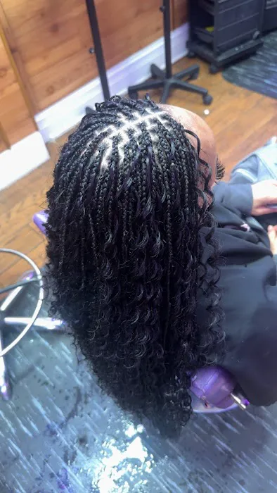 Fatima African Hair Braiding Picture 1