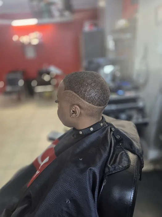 FACES Inc. Barber & Beauty Picture 6