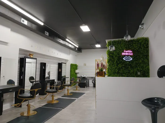 Chic Beauty Bar Picture 1