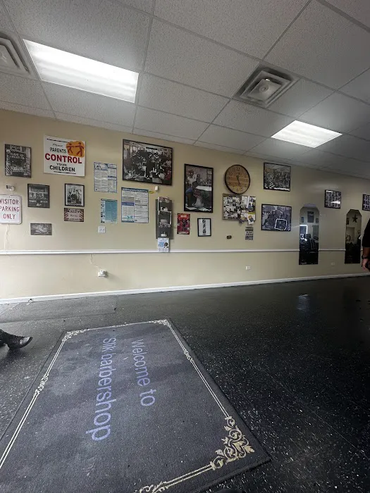 Slik barbershop Picture 6