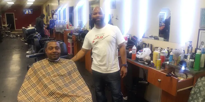 Slik barbershop Picture 5