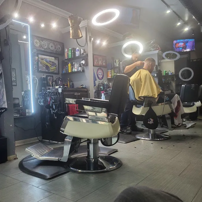 Barber Shop 606 Picture 10