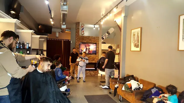 Barber Shop 606 Picture 2