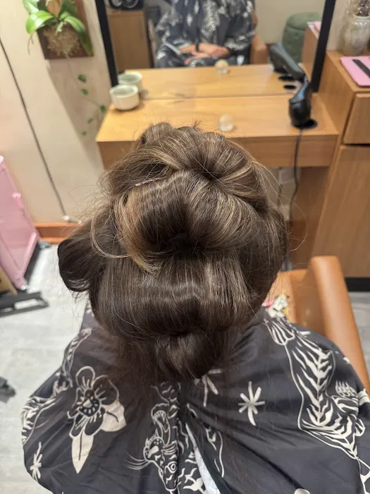 Hair Garden Studio Picture 5