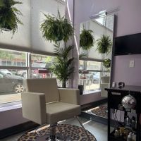 Hair by Nicole Keenen ico