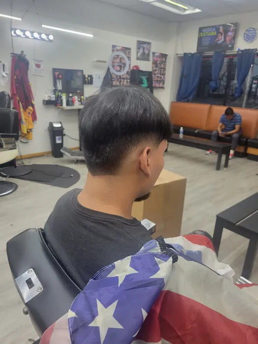 Unique Style Barber shop Picture 8
