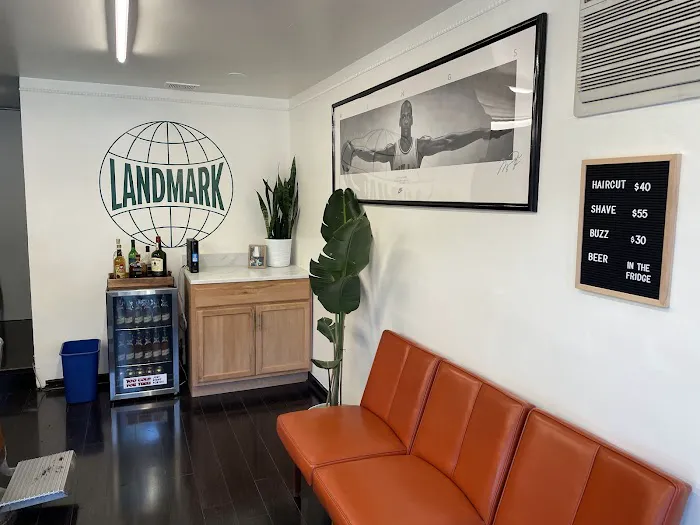 Landmark Barbershop Picture 4