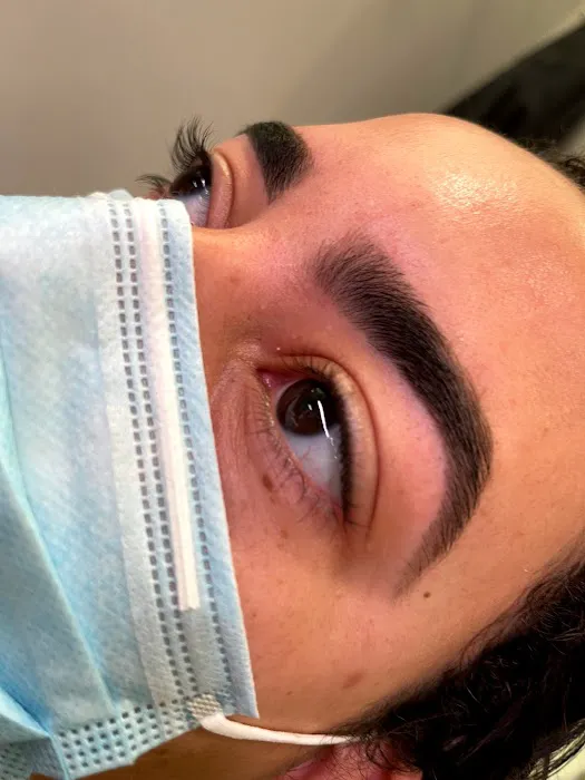 Mercedes Brow Bar Picture 2