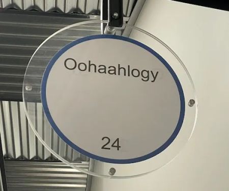 Oohaahlogy Studio 24