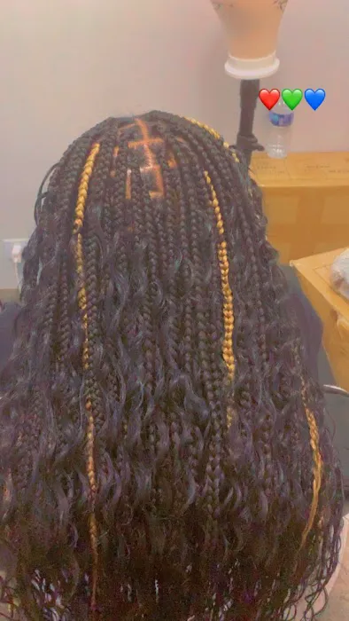 QUEEN IVY'S HAIR BRAIDING SALON LLC Picture 8
