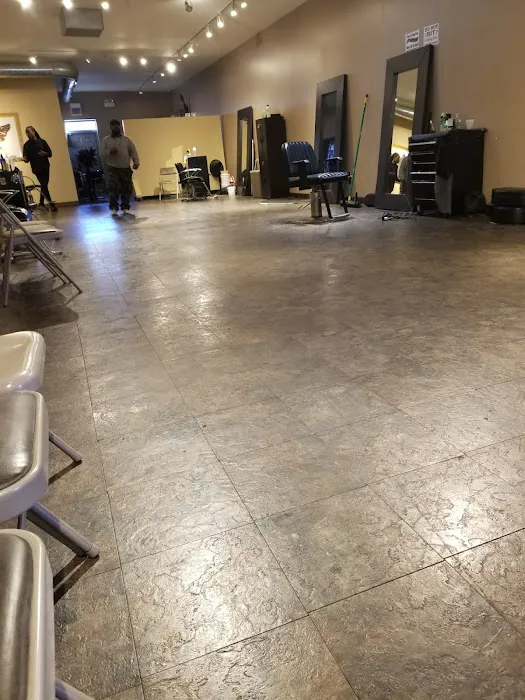 Lockology Salon Picture 3