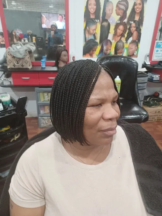 Fatou African Hair Braiding Picture 7