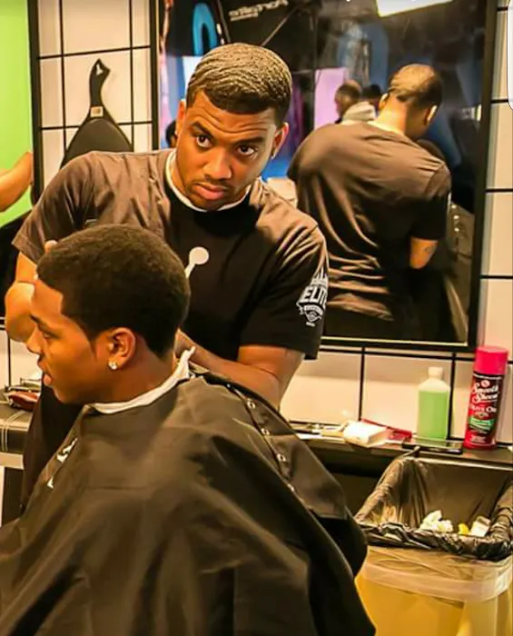 Clippers Inc Barber Shop Picture 7