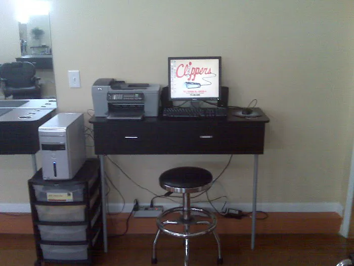 Clippers Inc Barber Shop Picture 5