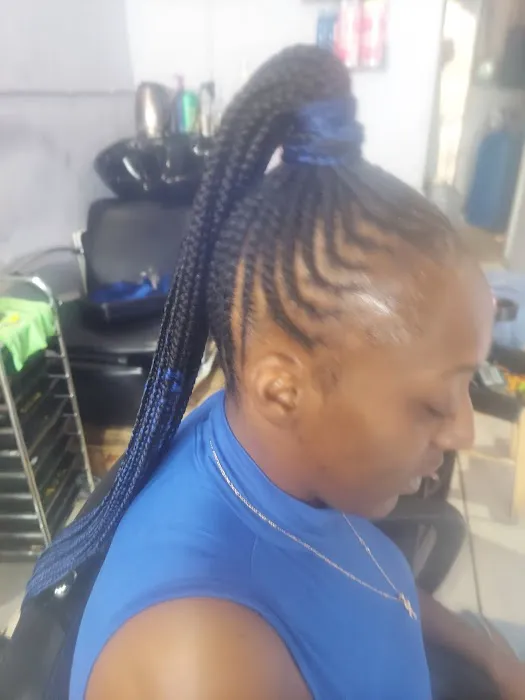 African Queen Braids & Beauty Picture 8