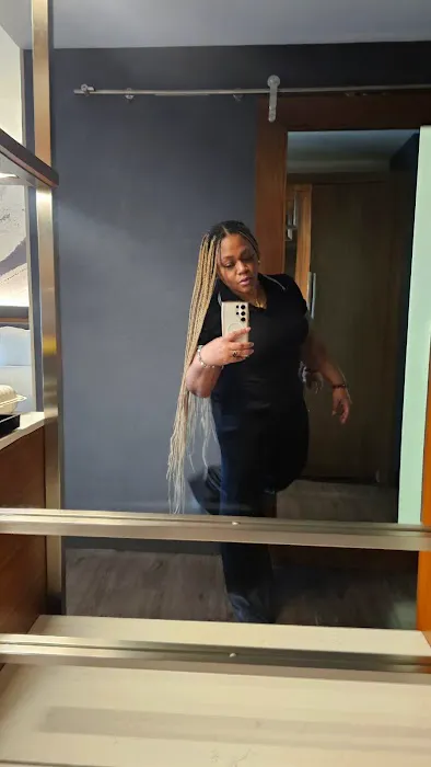 Empress Beauty Braids Picture 5