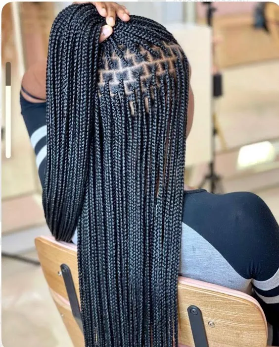 Empress Beauty Braids Picture 8