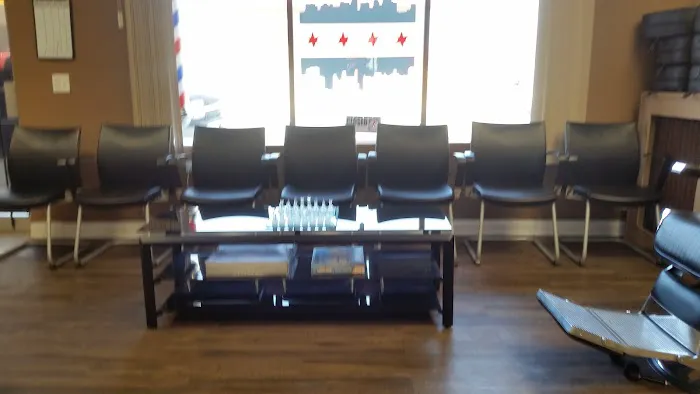 Chicago's Finest Barber Shop Picture 2