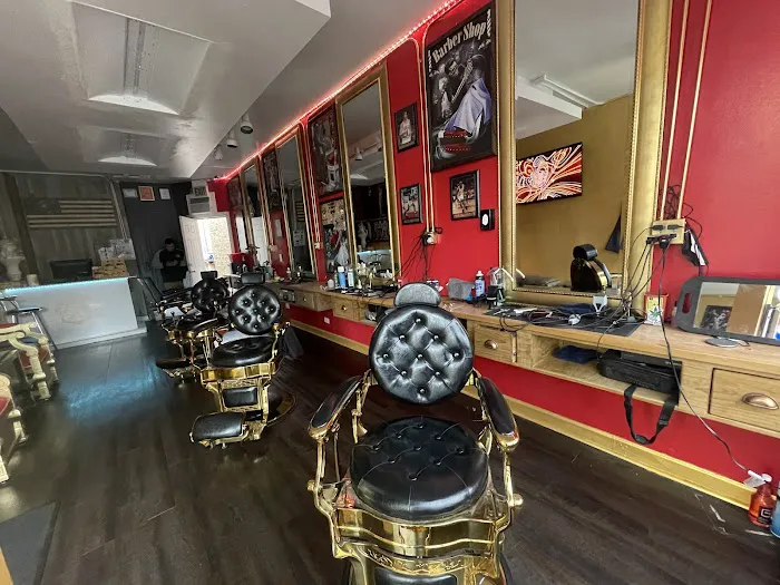 Golden Blades Barber Shop Picture 6