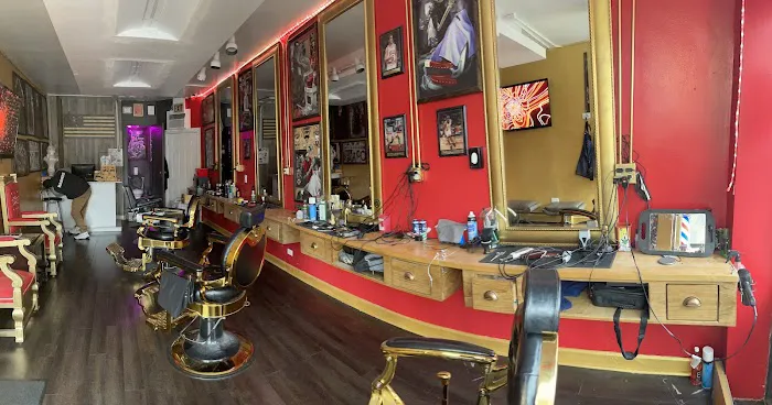 Golden Blades Barber Shop Picture 7