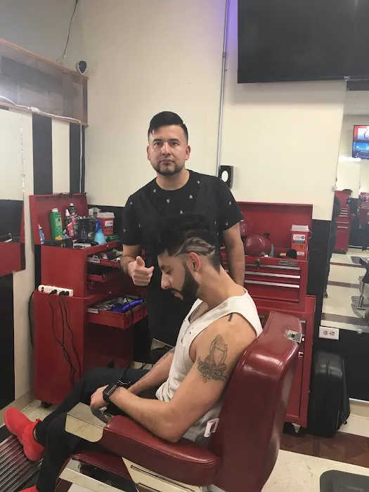 1017 Barber Lounge Picture 1