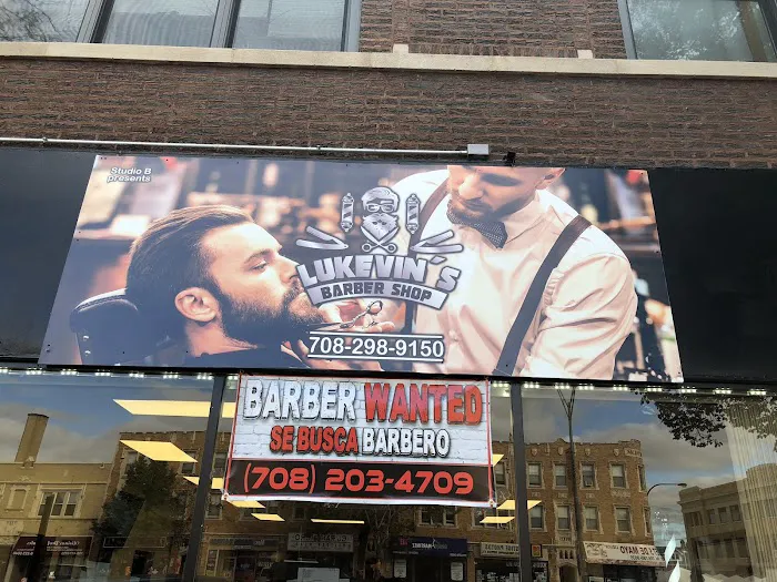 1017 Barber Lounge Picture 2
