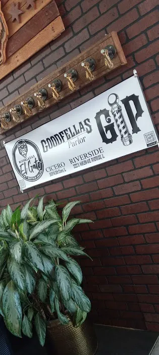 Goodfellas Parlor Picture 3