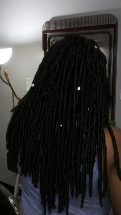 Acapulco Clippers Hair Studio Picture 1