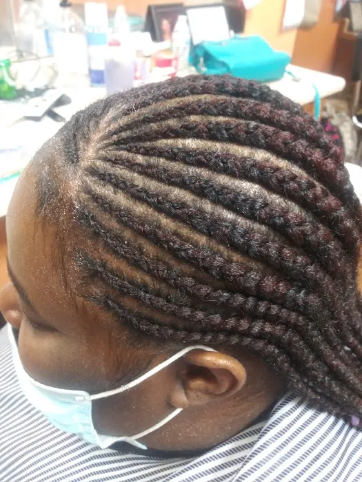 Princess Hair Braiding Picture 3