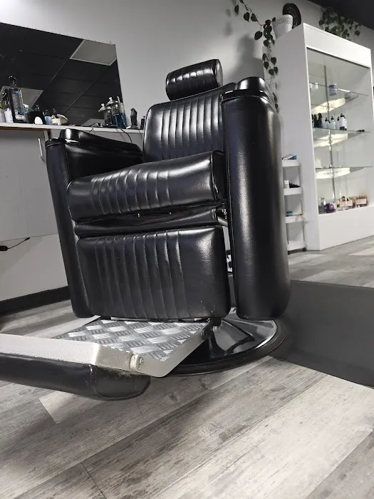 Estillos Barber Studio Picture 1