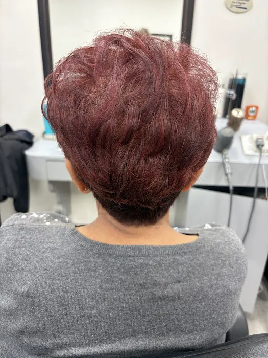 Lucy's Hair Design Picture 8