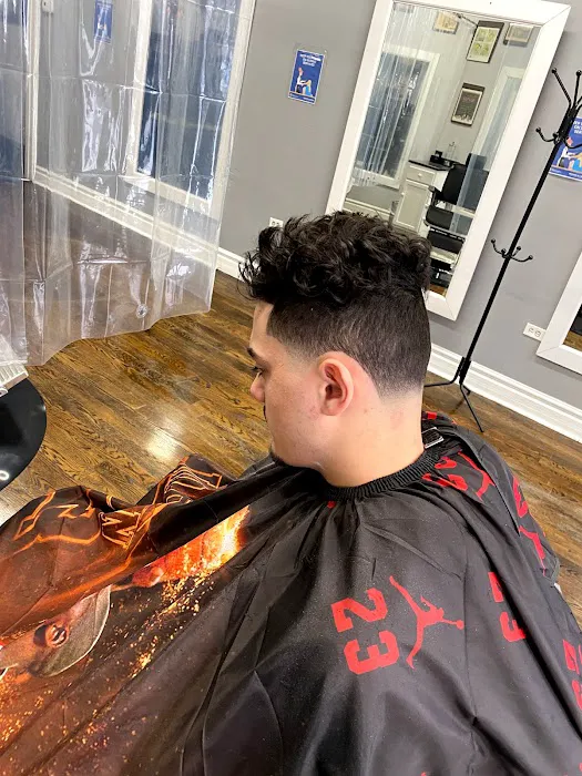 El Magico Barbershop ( Bucktown ) Picture 10