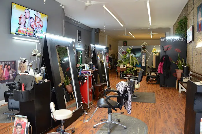 Happy Cuts Salon Picture 4