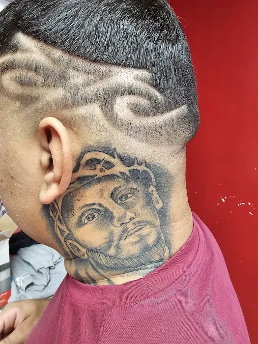 David Rivera Barbershop Picture 5