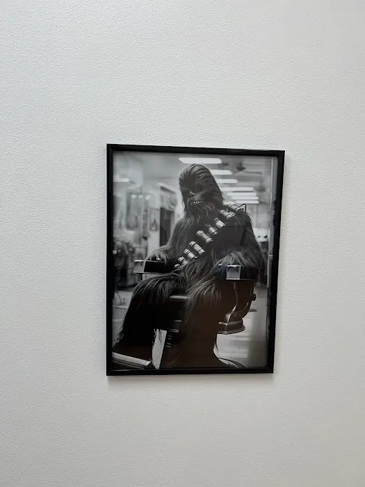 Artsy Barber | Chicago Barbershop + Art Gallery Picture 1
