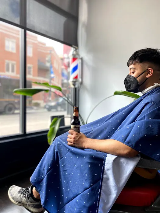 Blue Line Barbers (Logan Square) Picture 7