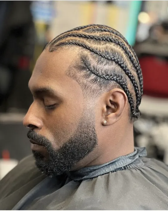 Chicago's Best Barbershop in Logan Square Picture 1