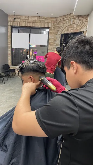 Pedro's & Family Barbershop Picture 8