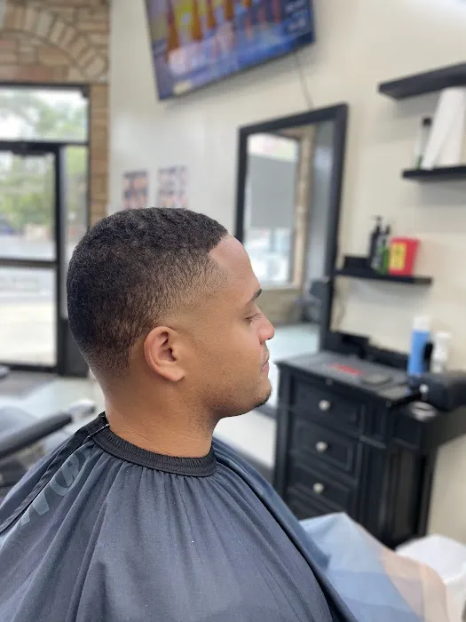 Pedro's & Family Barbershop Picture 2