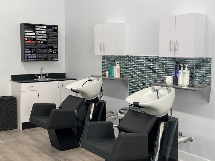 Eminere Hair Extensions & Salon Picture 8