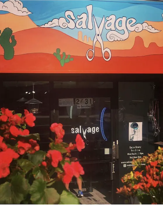 Salvage Grooming Lounge Picture 2