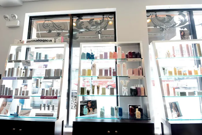 Salon Envy Picture 4