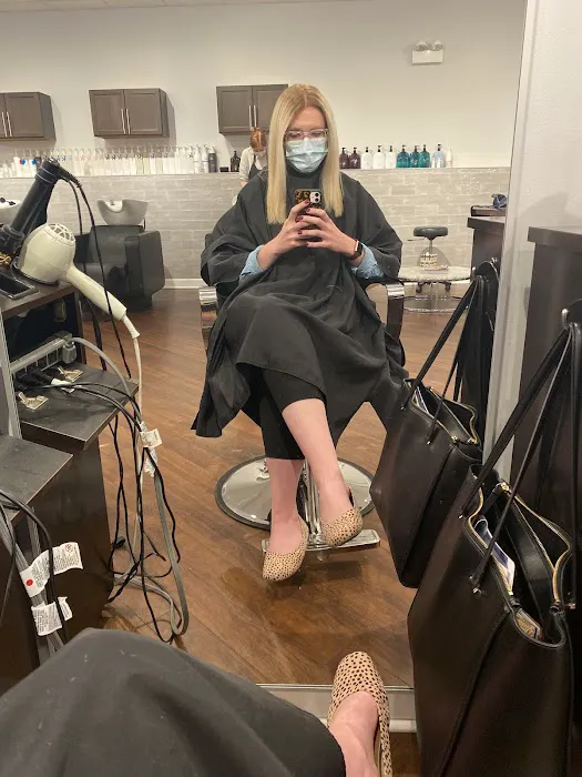 Salon Envy Picture 3