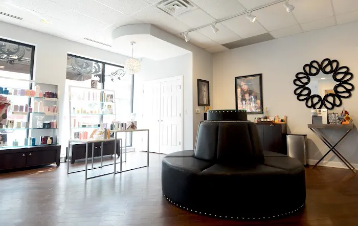 Salon Envy Picture 7