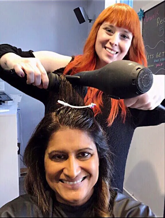 Creative Mix Salon Picture 2
