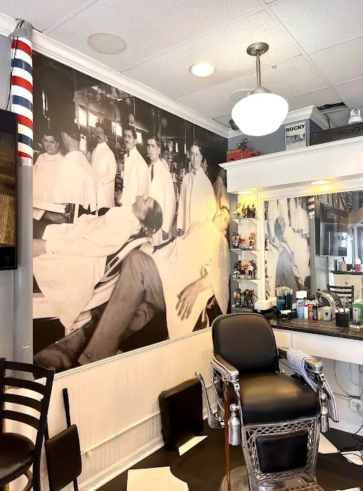 Mario's Place Barber Shop Picture 2